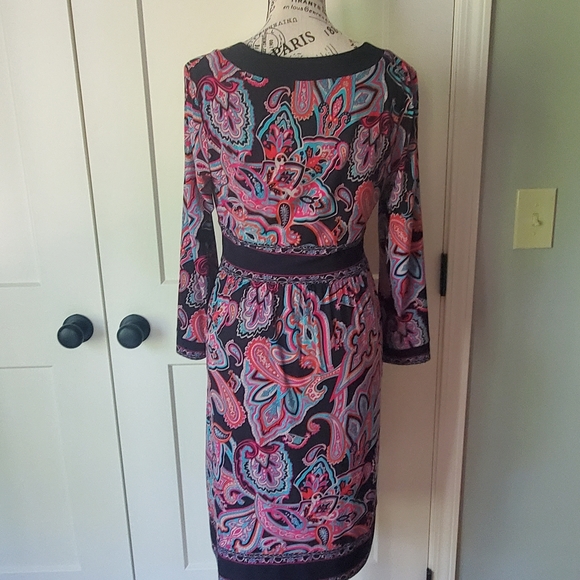 Gorgeous INC dress - Picture 4 of 6